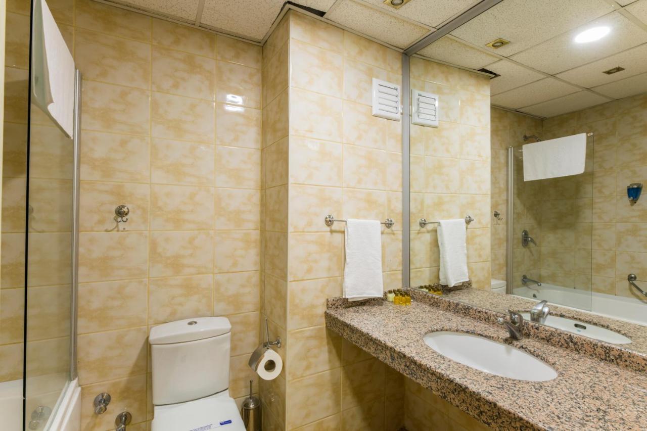 My Dome Economy Hotell Istanbul Exteriör bild