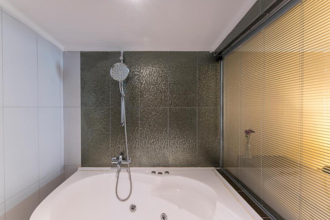 My Dome Economy Hotell Istanbul Exteriör bild